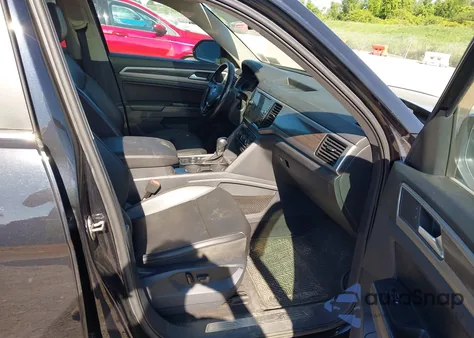 2018 Volkswagen Atlas 3.6L V6 Sel z USA, uszkodzony, nr VIN 1V2MR2CA1JC515630